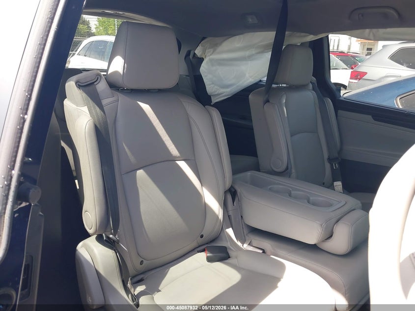 HONDA ODYSSEY 2023 VIN 5FNRL6H88PB073964