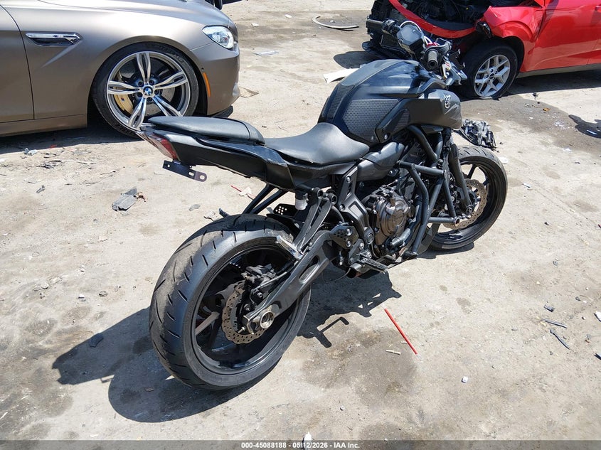 2019 YAMAHA MT07 auction photo 4