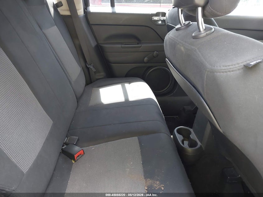 2014 JEEP PATRIOT auction photo 8