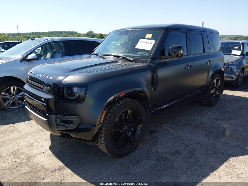 2023 LAND ROVER DEFENDER auction photo 2