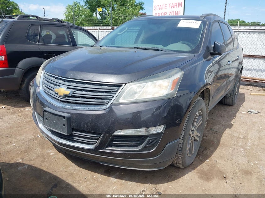 2017 CHEVROLET TRAVERSE auction photo 2