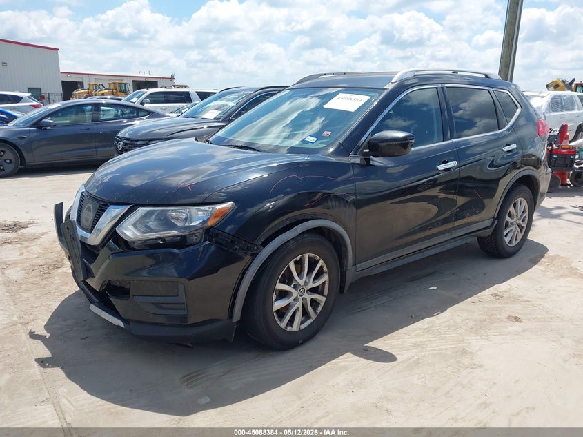 2017 NISSAN ROGUE auction photo 2
