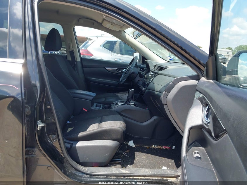 2017 NISSAN ROGUE auction photo 5