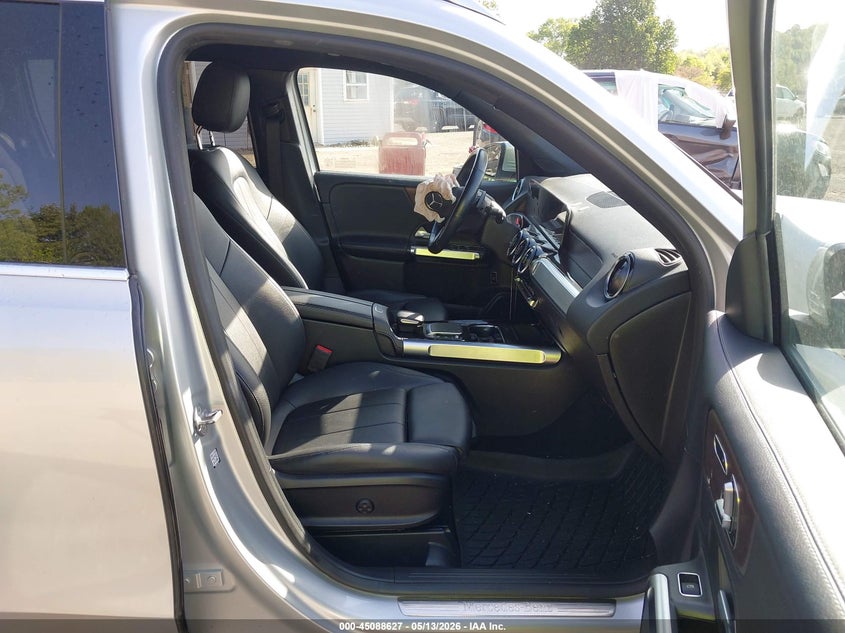 2021 MERCEDES-BENZ GLB 250 auction photo 5