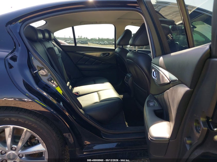 2015 INFINITI Q50 auction photo 8