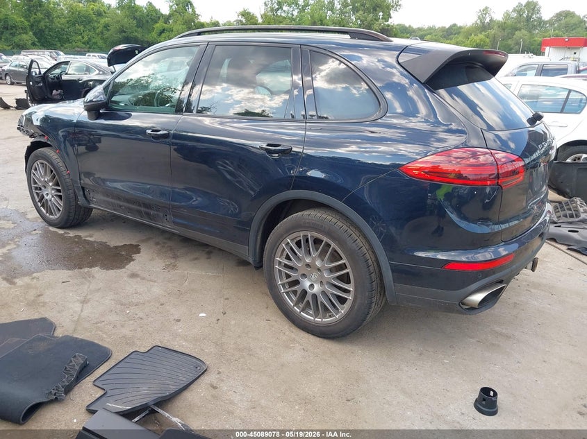 Vin: wp1aa2a21gka08392, lot: 45586641, porsche cayenne 20163