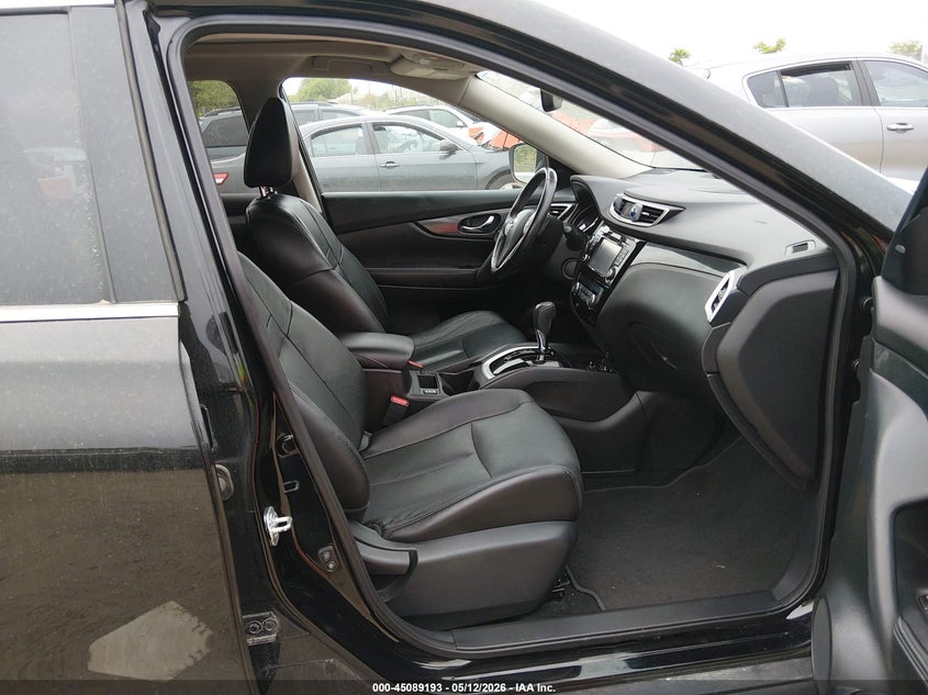 2015 NISSAN ROGUE auction photo 5