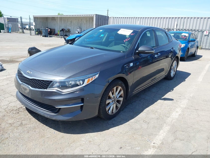 Vin: 5xxgt4l32hg154139, lot: 45586802, kia optima lx 20172