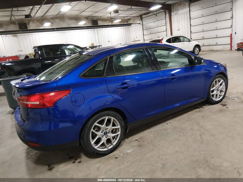 2015 FORD FOCUS auction photo 4