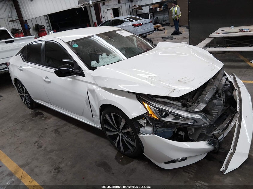 NISSAN ALTIMA SR FWD 2022