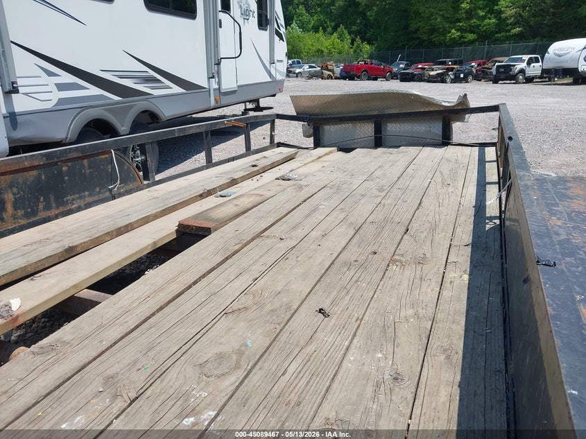 2009 LAWRIMORE 16' UTILITY TRAILER auction photo 5