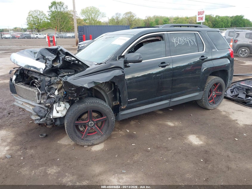2013 GMC TERRAIN auction photo 2