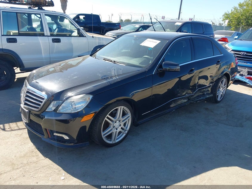2011 Mercedes-Benz E 350 WDDHF5GBXBA274234 photo 1