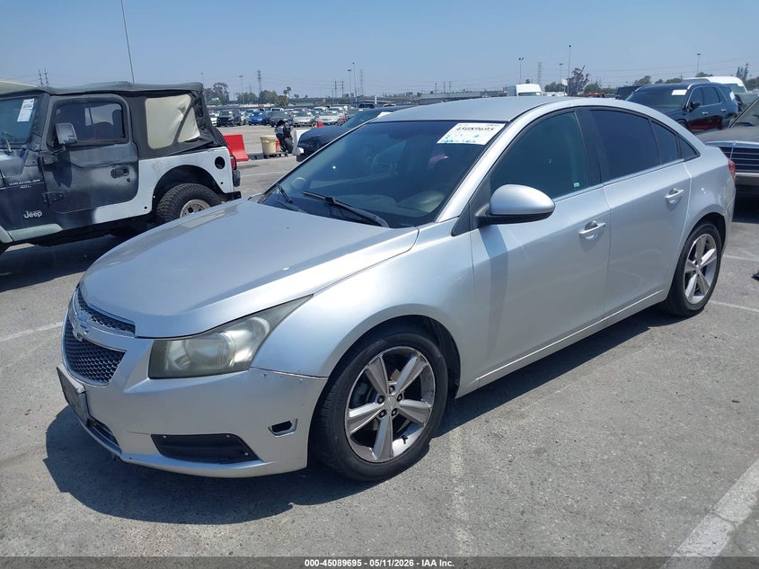 2013 CHEVROLET CRUZE auction photo 2