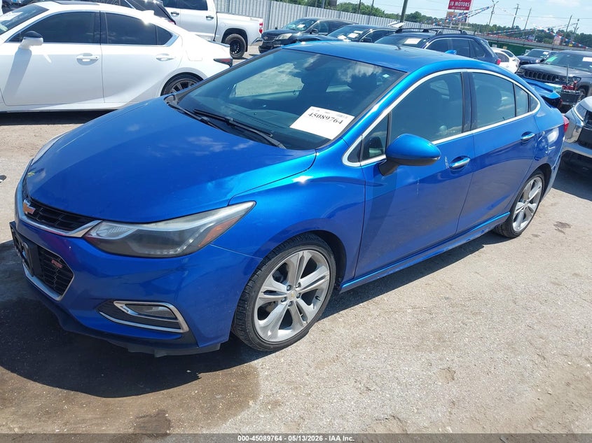 2018 Chevrolet Cruze Premier Auto 1G1BF5SMXJ7153748 photo 1