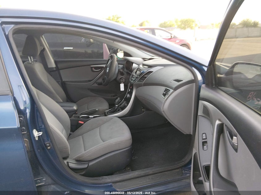 AtlanticExpress - Hyundai Elantra