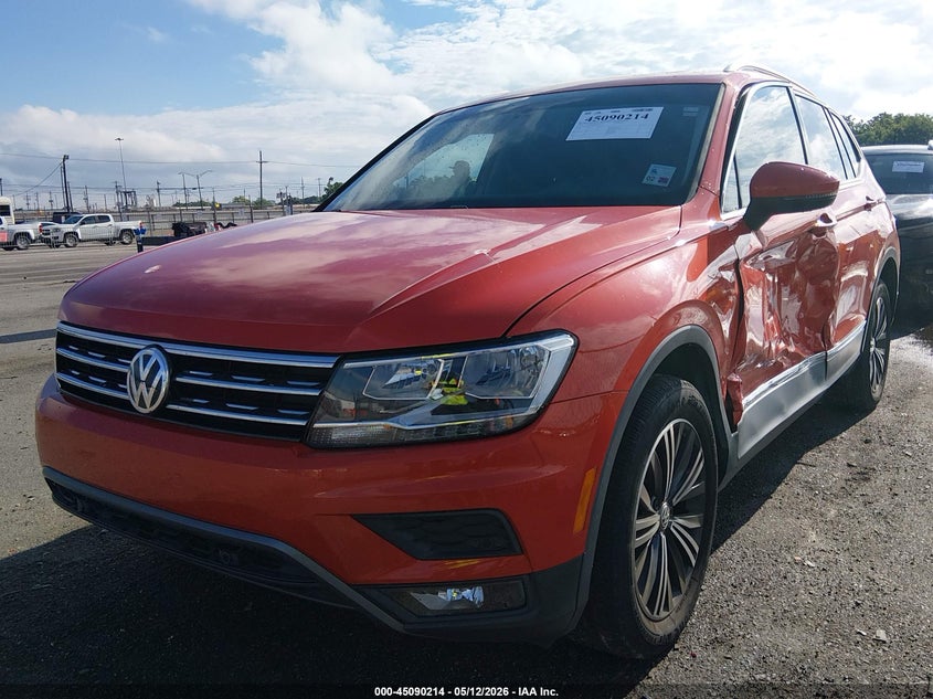 2019 VOLKSWAGEN TIGUAN auction photo 2