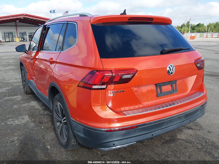 2019 VOLKSWAGEN TIGUAN auction photo 3
