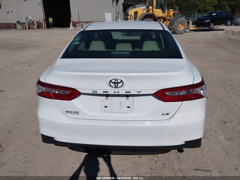 2018 TOYOTA CAMRY LE — Фото 16