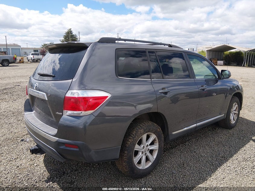 Vin: 5tdbk3eh5cs117545, lot: 45587876, toyota highlander base v6 20124