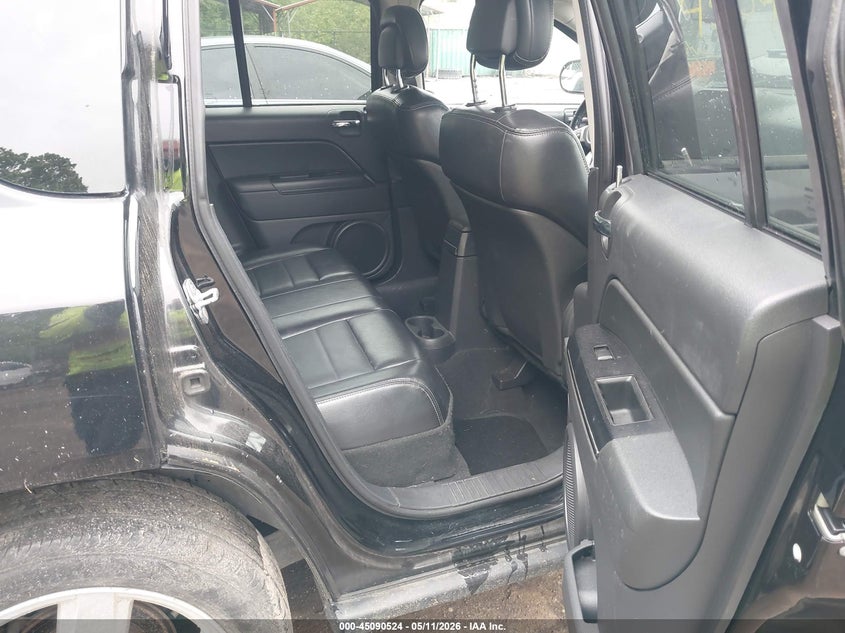 1C4NJDCB2CD578427 2012 Jeep Compass 2.4 Limited black