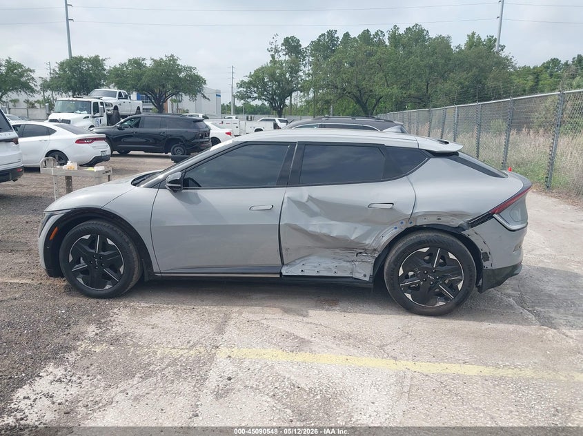2025 Kia Ev6 Wind Awd VIN: 5XYC3DJC8SG013306 Lot: 45090548