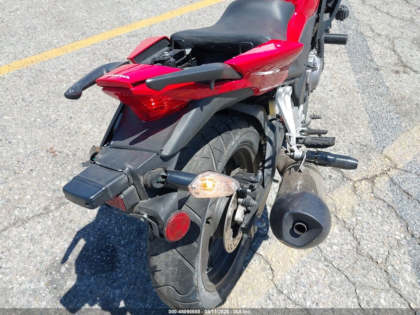 2015 Honda Cb300 F VIN: MLHNC521XF5100583 Lot: 45090558