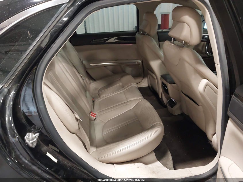 2016 LINCOLN MKZ HYBRID auction photo 8