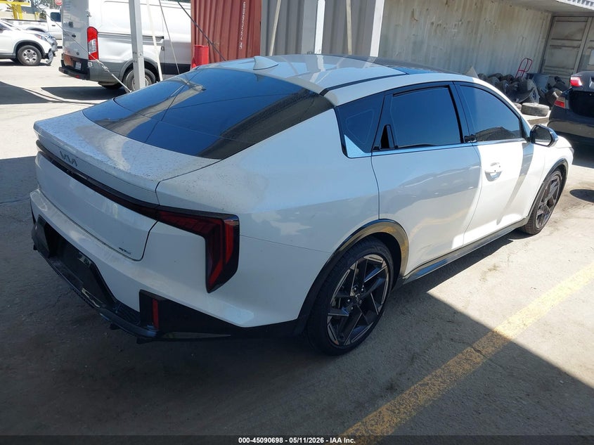 Vin: 3kpfw4de5se181368, lot: 45588261, kia k4 gt-line 20254