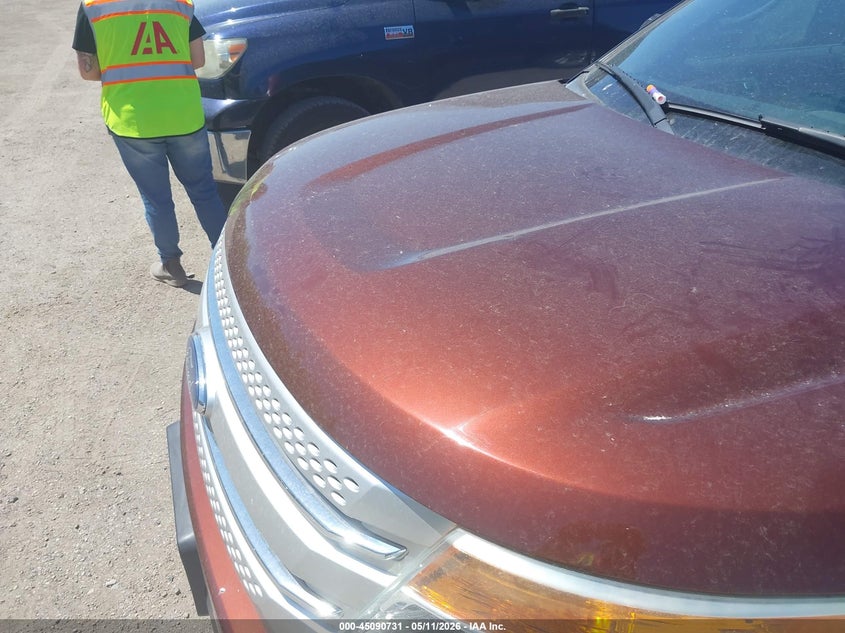 2015 FORD EXPLORER auction photo 6