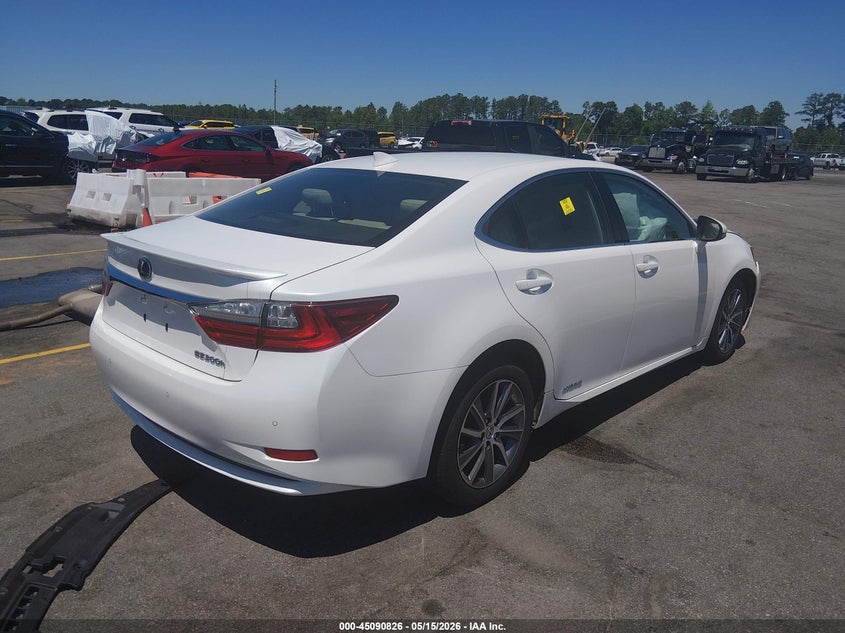 Vin: jthbw1gg7h2145504, lot: 45588389, lexus es 300h 20174
