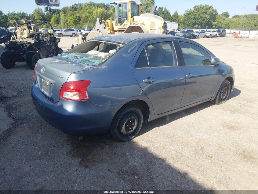 2010 TOYOTA YARIS auction photo 4