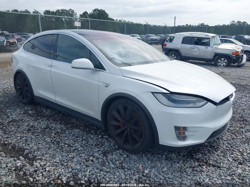 Vin: 5yjxcbe40gf008995, lot: 45588545, tesla model x 75d/p100d/p90d 2016 img_1