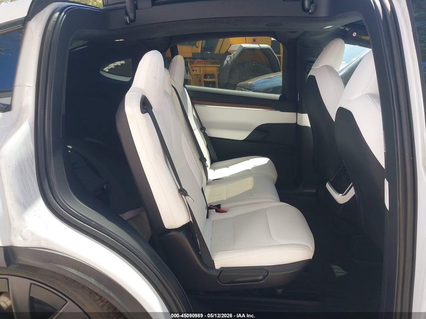 2025 Tesla Model X Long Range VIN: 7SAXCAE58SF471286 Lot: 45090989