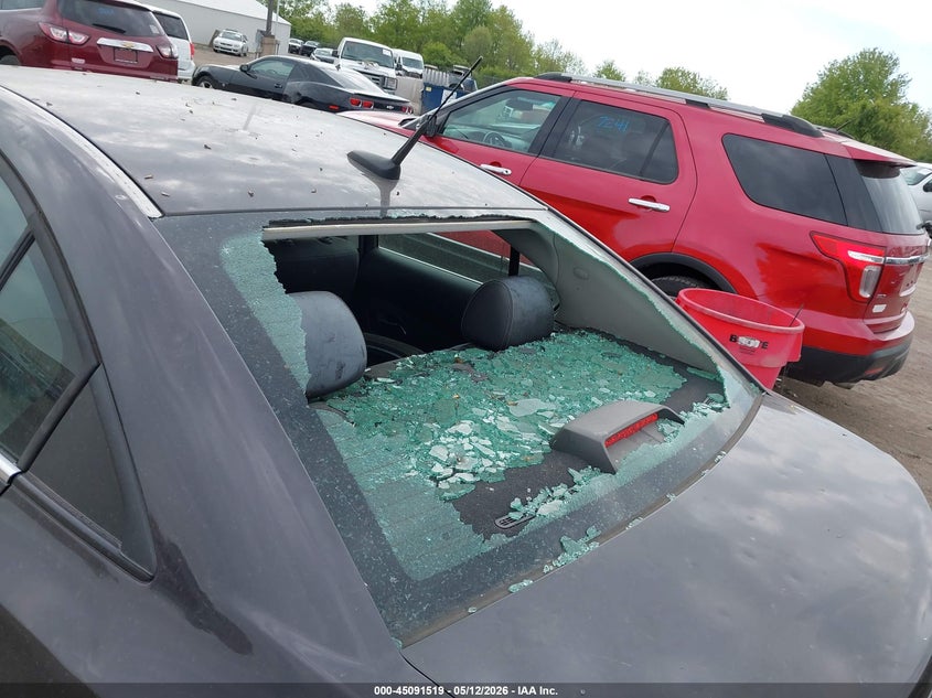 2014 CHEVROLET CRUZE auction photo 6