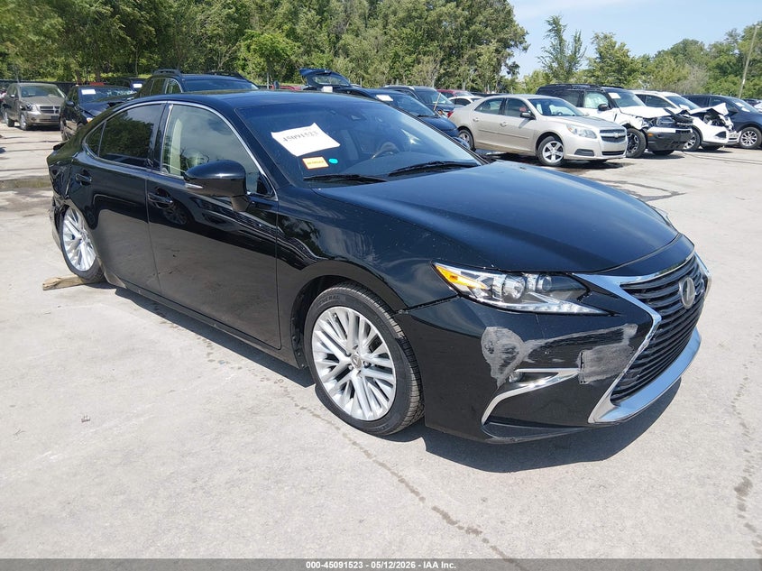 2017 LEXUS ES 350 — Галерея фотографий