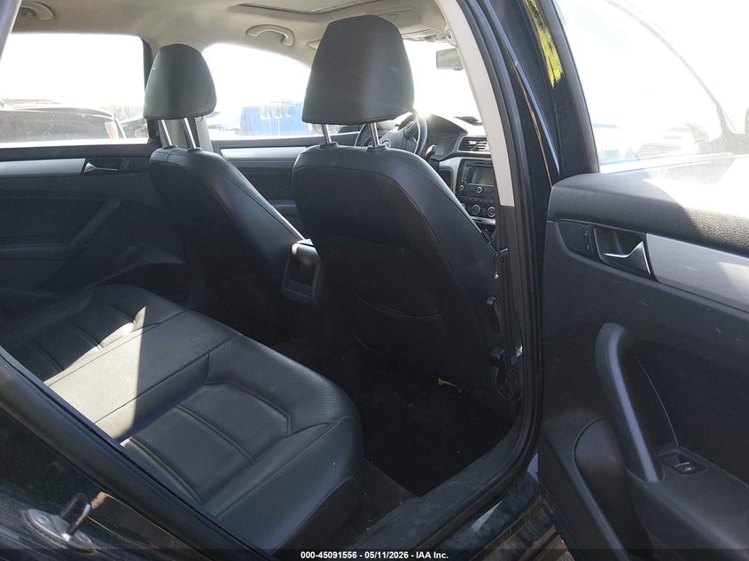 2012 Volkswagen Passat 2.0 2.0L Tdi Se black Lot 111045091556 Vin 1VWBN7A33CC104896