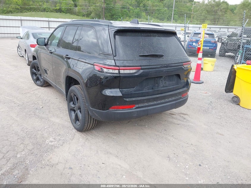 2025 JEEP GRAND CHEROKEE auction photo 3