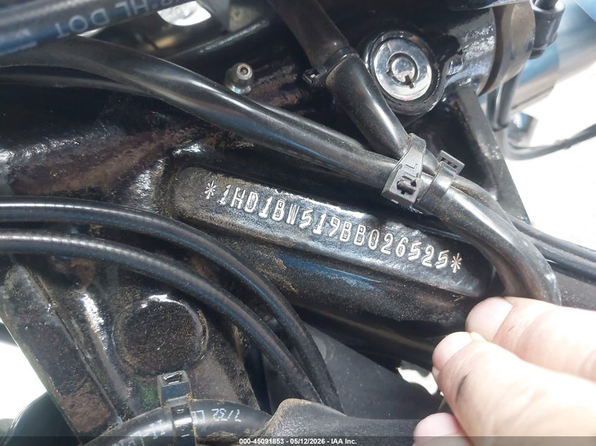 2011 Harley-Davidson Flstc VIN: 1HD1BW519BB026525 Lot: 45091853