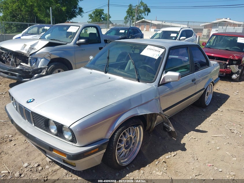 1991 BMW 318 auction photo 6