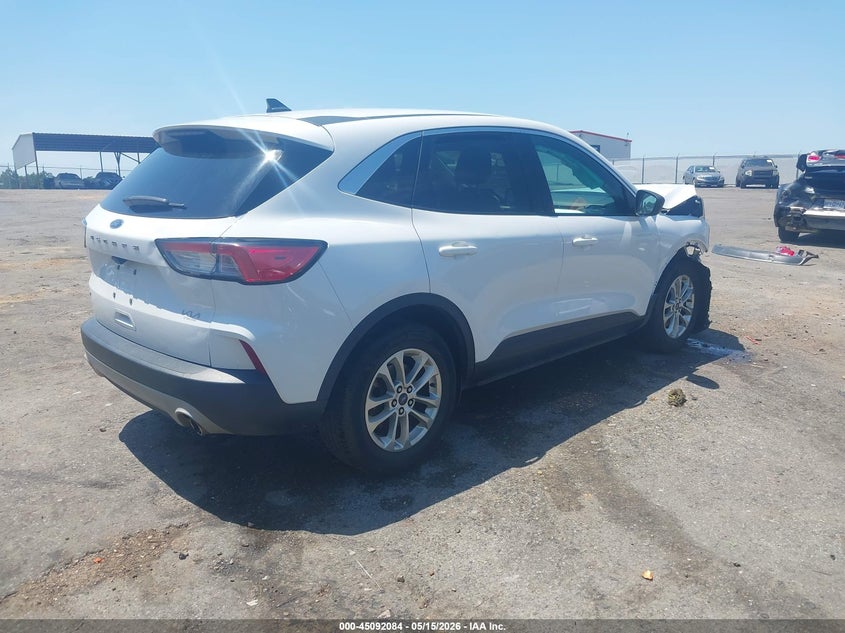 2022 FORD ESCAPE auction photo 4