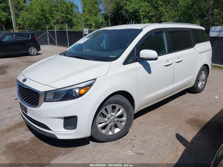 2017 KIA SEDONA auction photo 2