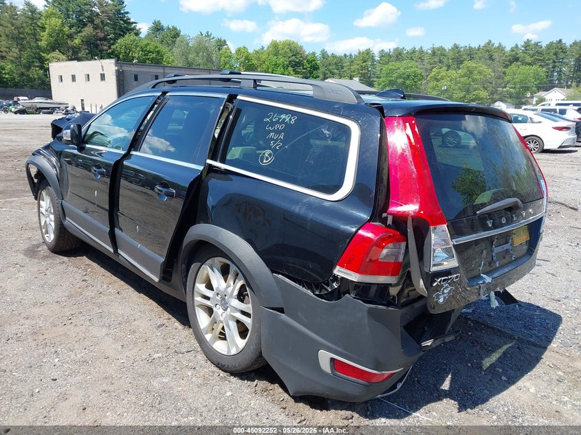2016 VOLVO XC70 auction photo 3