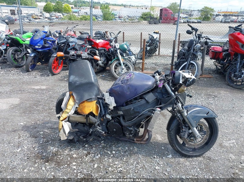 1997 Honda Cbr1100 Xx VIN: JH2SC3508VM000152 Lot: 45092862