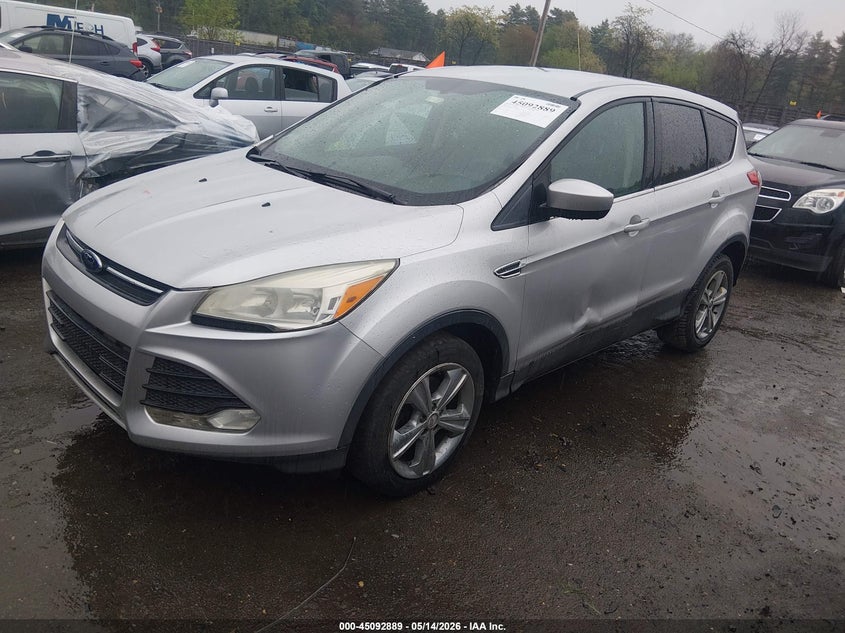 Vin: 1fmcu0gx7dub43834, lot: 45590456, ford escape se 20132
