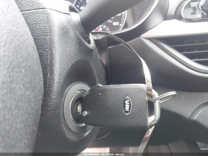 VIN 3KPF24AD7LE199203 2020 KIA FORTE LXS