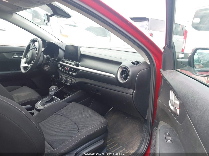 VIN 3KPF24AD7LE199203 2020 KIA FORTE LXS