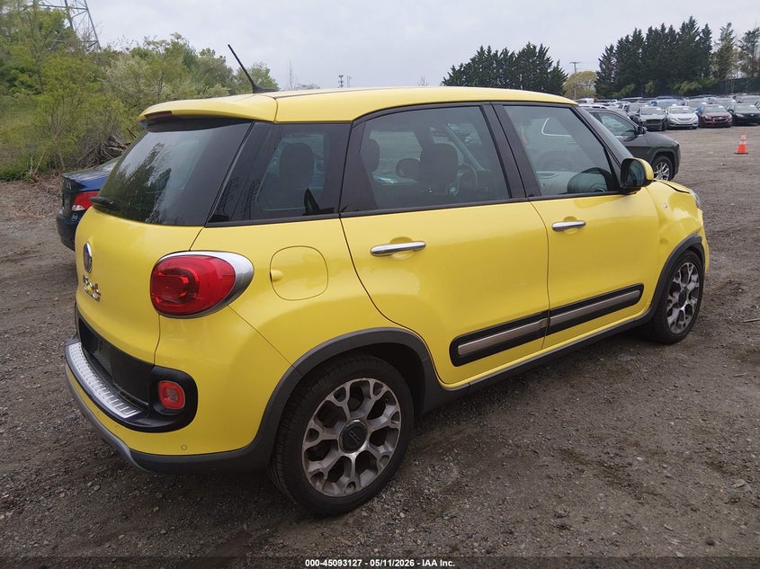 2014 FIAT 500L auction photo 4
