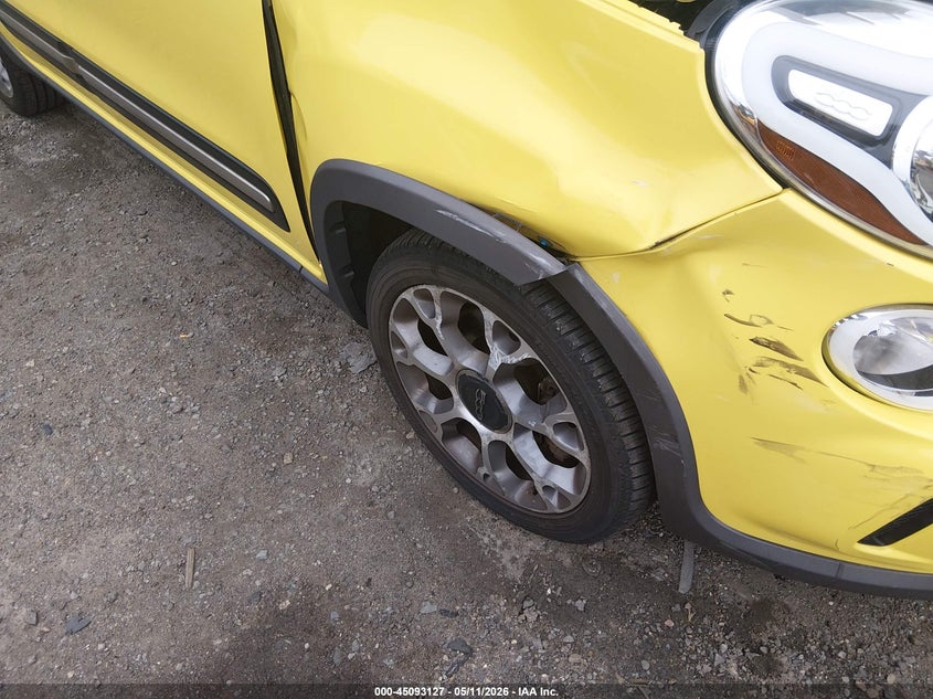 2014 FIAT 500L auction photo 6