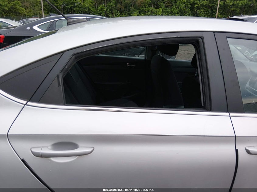 VIN 3KPC24A6XME152091 2021 HYUNDAI ACCENT SEL